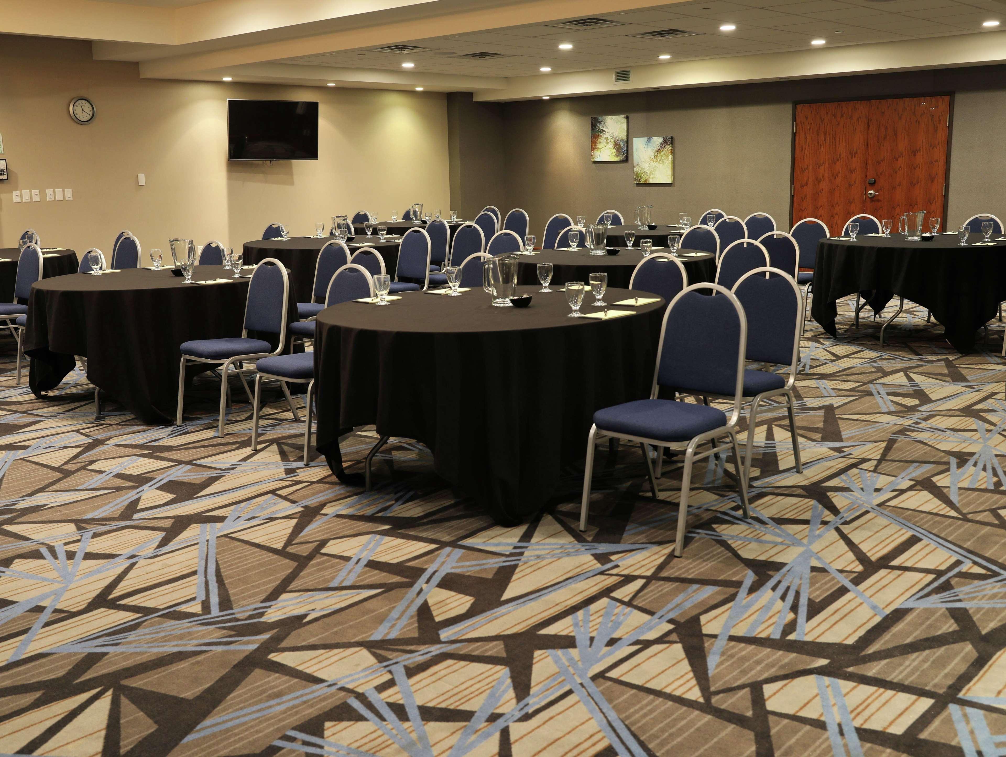 מלון Doubletree By Hilton Omaha Southwest, Ne מראה חיצוני תמונה